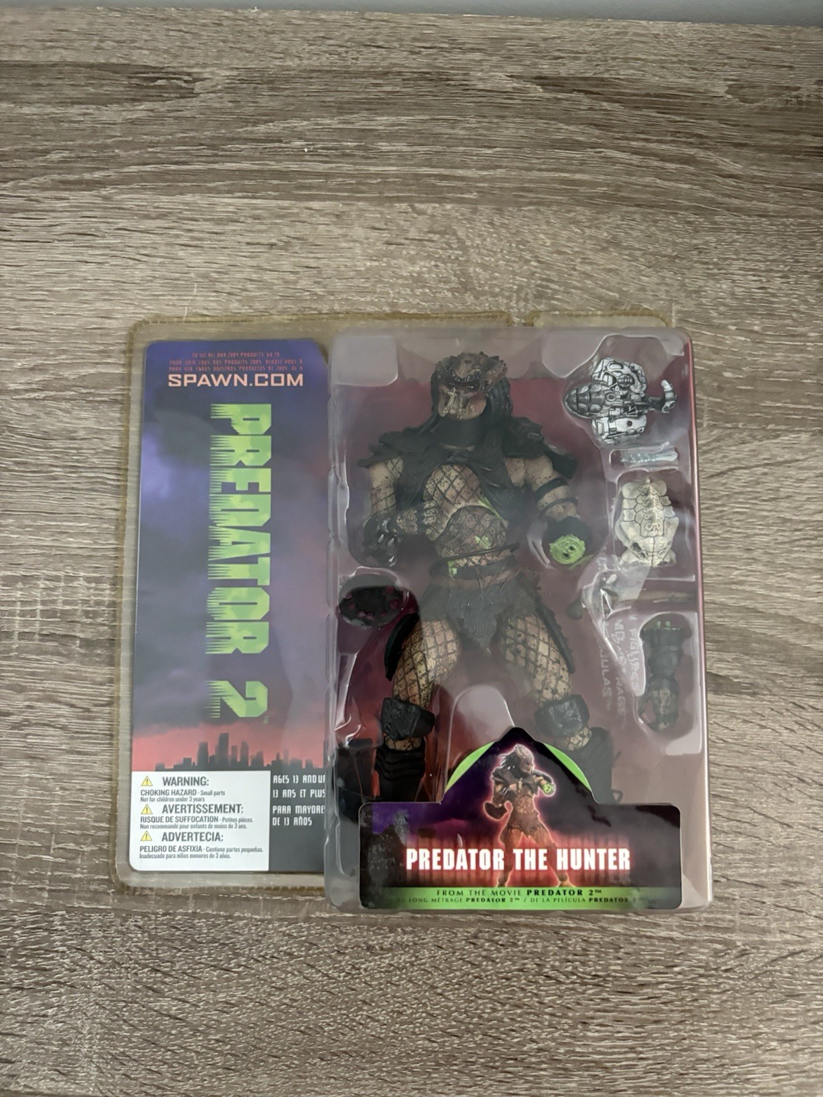 New Sealed 2004 McFarlane Predator 2 Hunter 8\ New Sealed 2004 McFarlane Predator 2 Hunter 8\