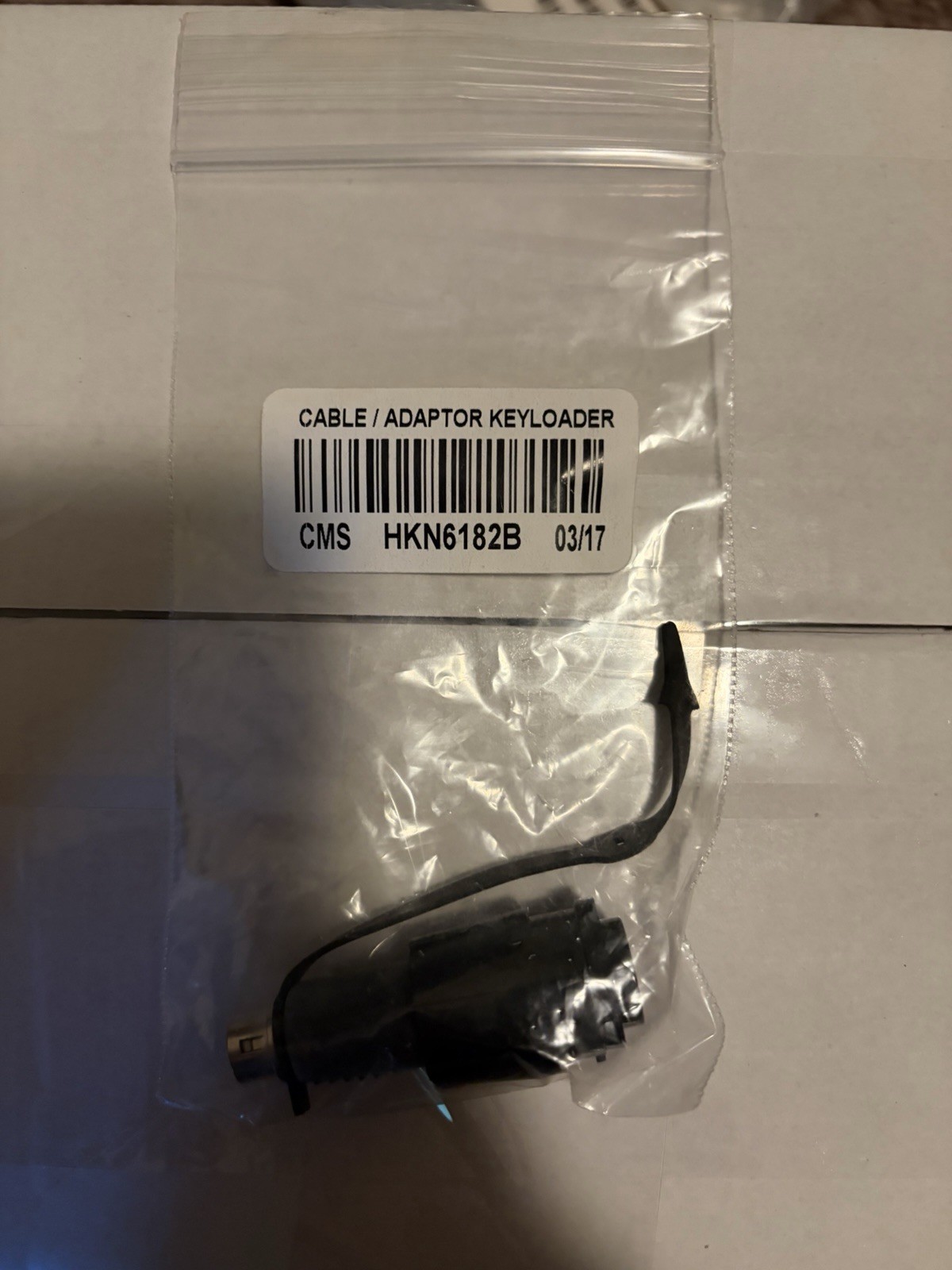 Motorola HKN6182B Hirose adapter KVL Keyloader XTL5000 APX7500 APX8500 *New OEM Motorola HKN6182B Hirose adapter KVL Keyloader XTL5000 APX7500 APX8500 *New OEM