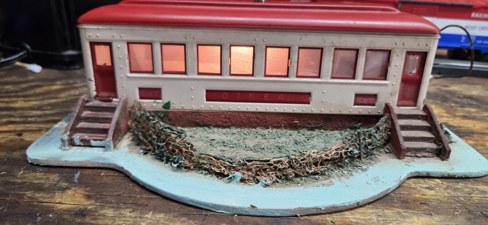 Lionel No.442 Landscaped Diner With 12v Light Prewar 1939.