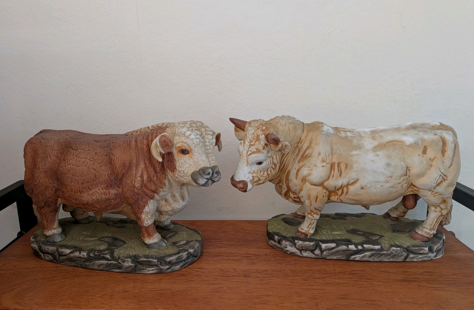 vintage Staffordshire  Ceramic Bull Cow figurines Signed Alfretto for Alfro 