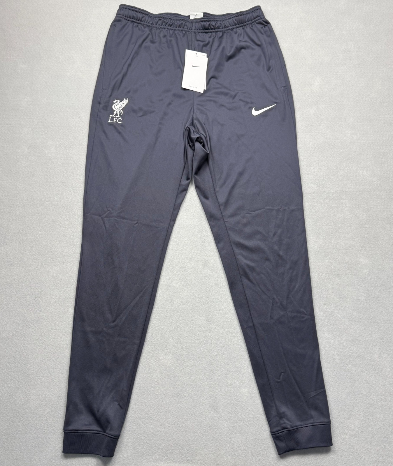 Nike Men's Size Large Liverpool FC Strike Third Training Soccer Pants FN7322-015 Nike Men's Size Large Liverpool FC Strike Third Training Soccer Pants FN7322-015