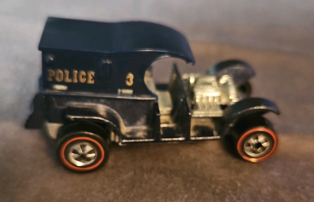 Vintage Hot Wheels Redline Paddy Wagon 1969 USA Dark Blue Police #3 IN EX. COND. Vintage Hot Wheels Redline Paddy Wagon 1969 USA Dark Blue Police #3 IN EX. COND.