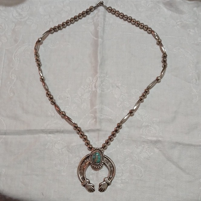 VTG Silver: Navajo Naja W/Royston Turquoise, Silver Pearls/Oval Pearls  Necklace