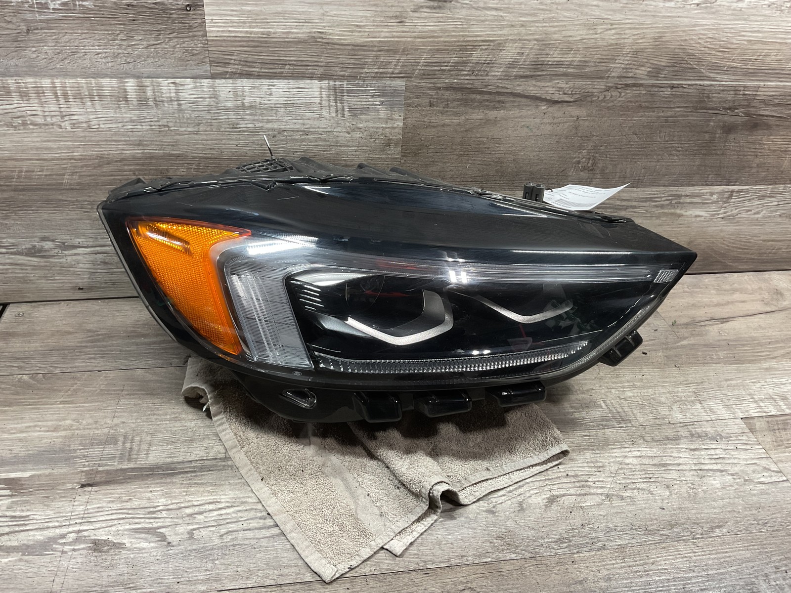 USED - 2019-2024 Ford Edge R Headlamp LED - OEM USED - 2019-2024 Ford Edge R Headlamp LED - OEM