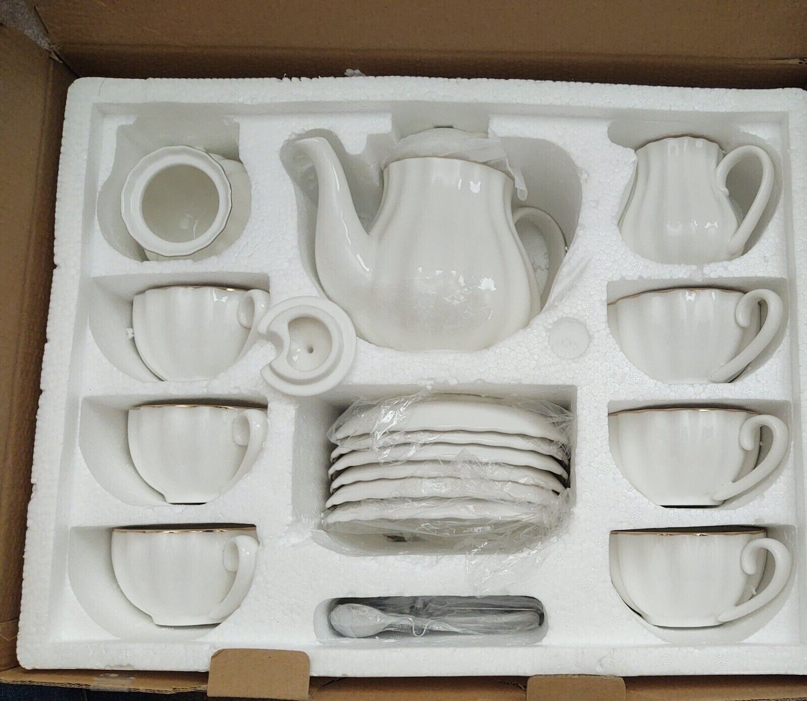 Pukka Home Porcelain Tea Set British Royal Series 8 OZ Cups Service for 6