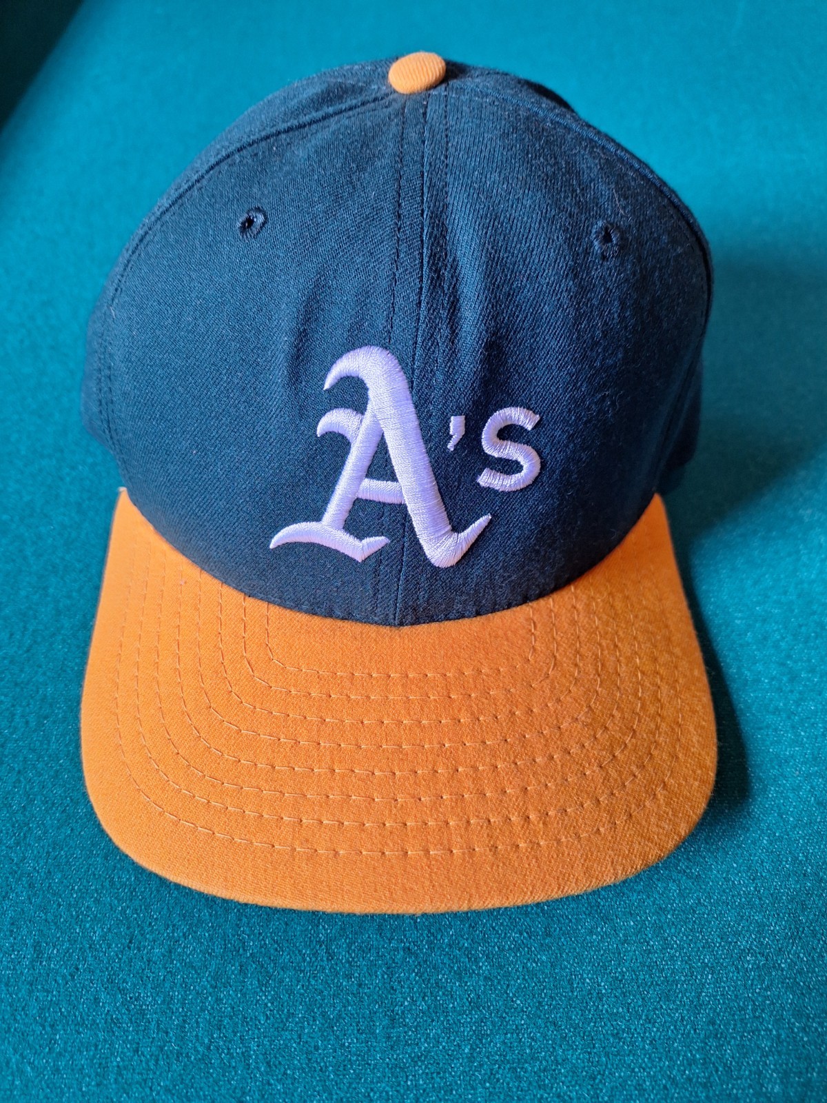Vintage 90s Oakland Athletics A’s New Era MLB Logo Snapback Hat Cap, New No Tags Vintage 90s Oakland Athletics A’s New Era MLB Logo Snapback Hat Cap, New No Tags