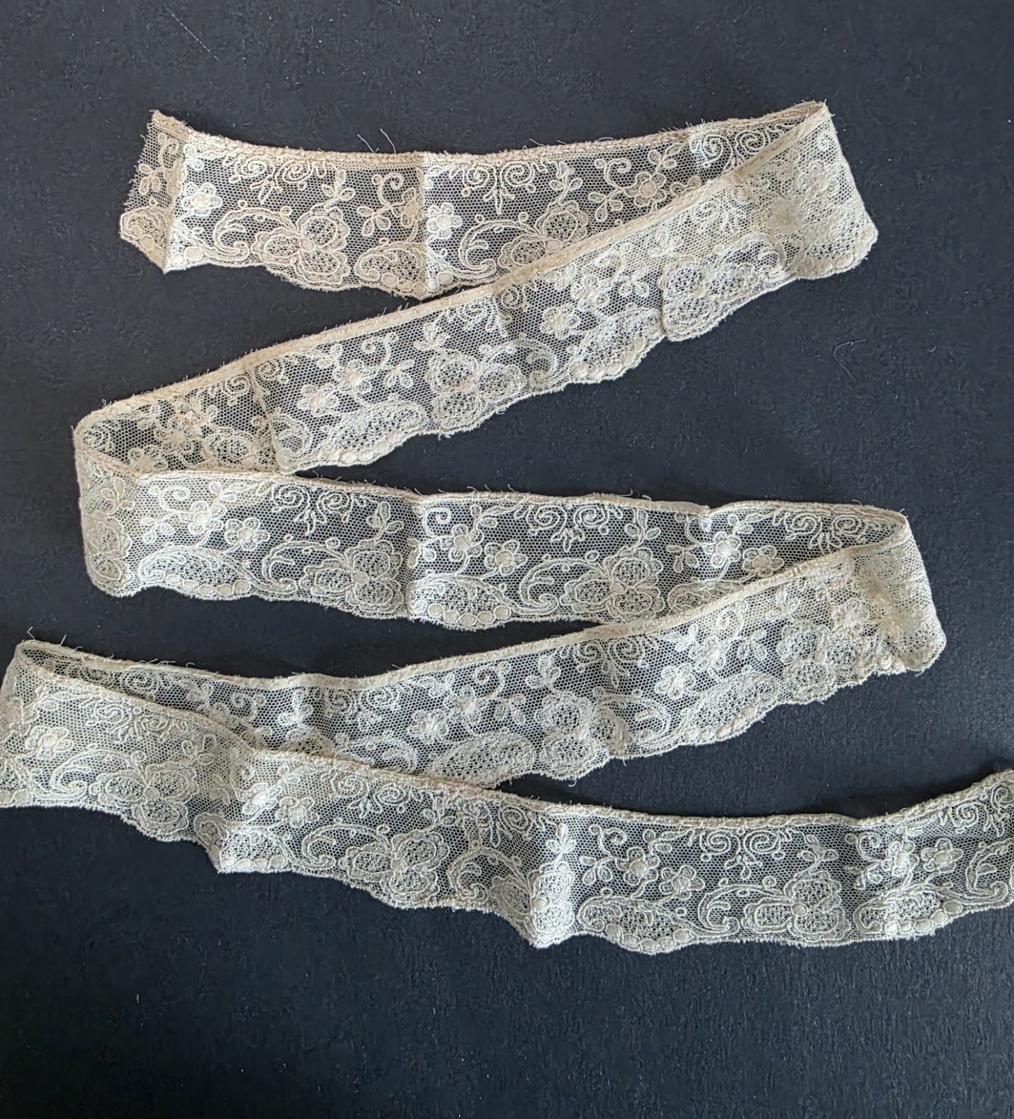 Vintage/Antique Handmade Brussels-Style Victorian Flounce Lace, 52 Vintage/Antique Handmade Brussels-Style Victorian Flounce Lace, 52