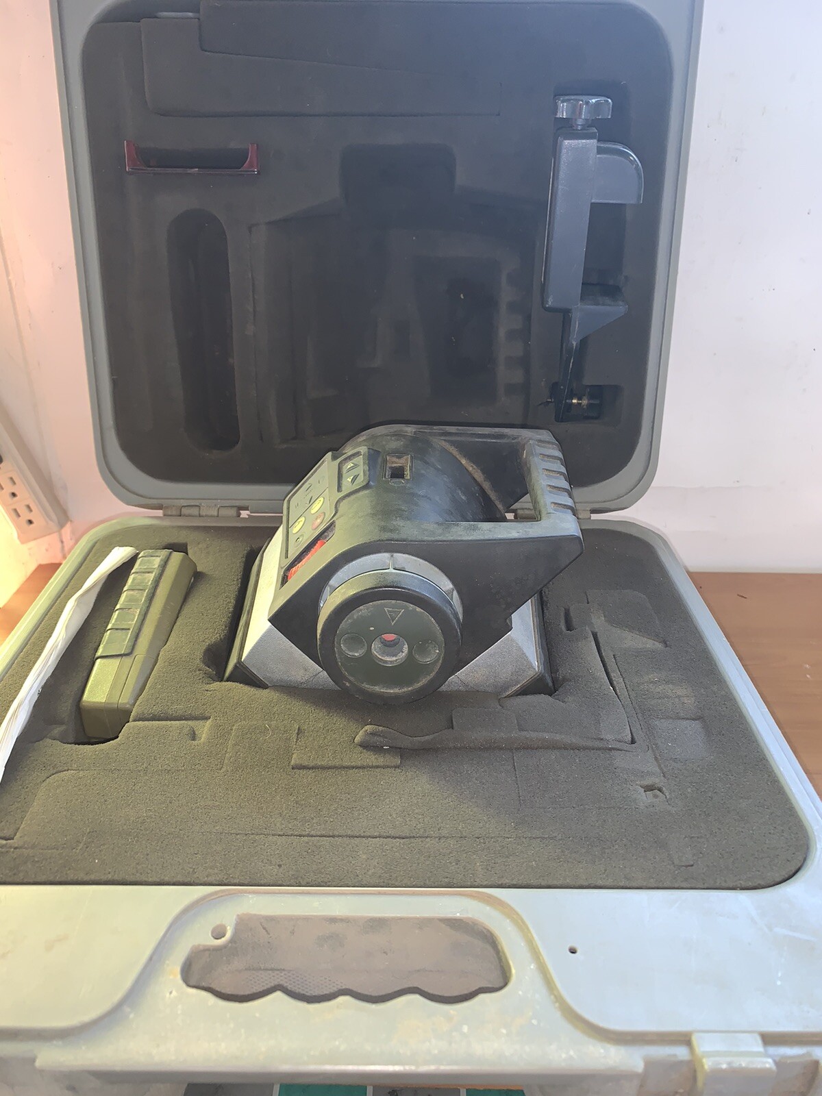 TESTED Porter Cable RT-5250-1 Rotary Laser Self Level w/Case Free S&H