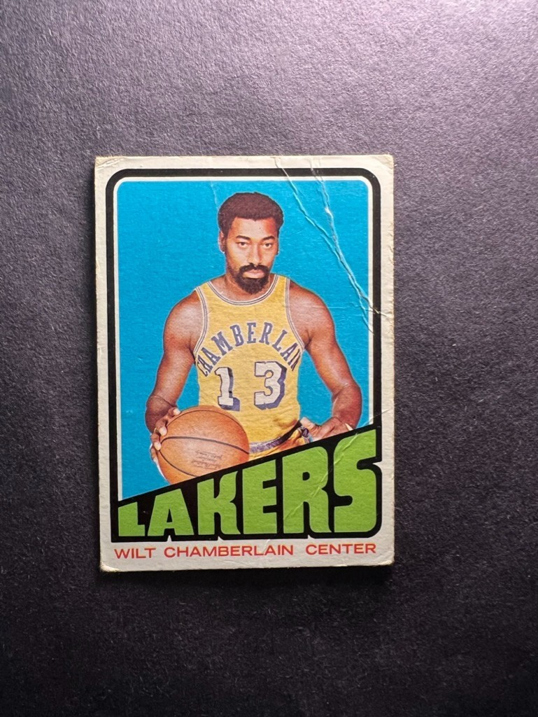 1972-73 Topps Wilt Chamberlain Poor Condition - Lakers MVP HOF Champ 1972-73 Topps Wilt Chamberlain Poor Condition - Lakers MVP HOF Champ