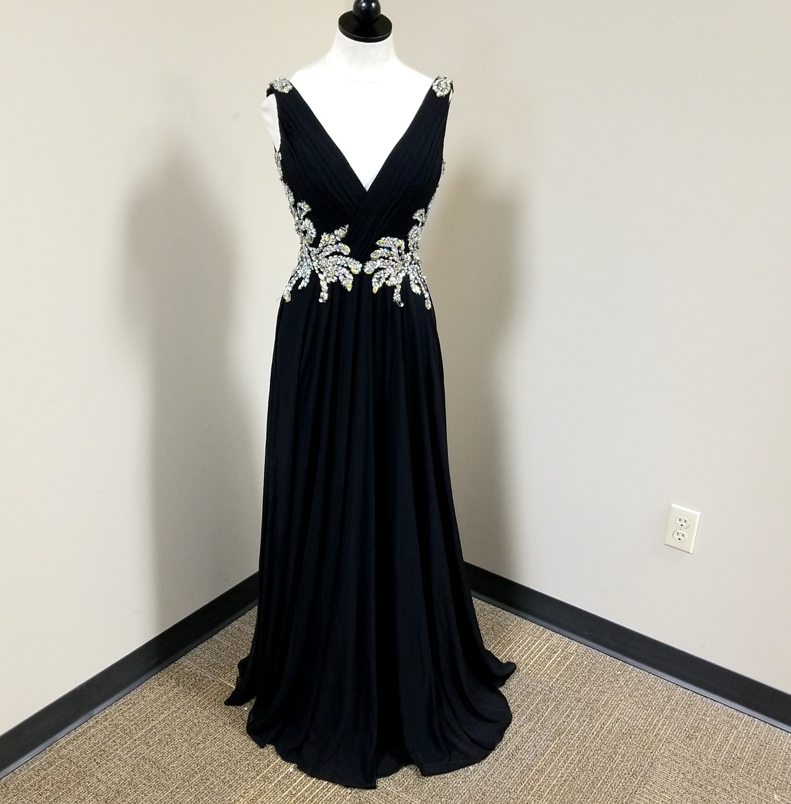JVN by Jovani SZ 4 Black Pleated Prom Evening Gown Rhinestones Marilyn Monroe