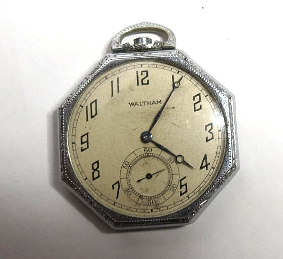 ANTIQUE WALTHAM POCKET WATCH 15\'J OCTAGON 44MM IN DIAMETER FOR PARTS
