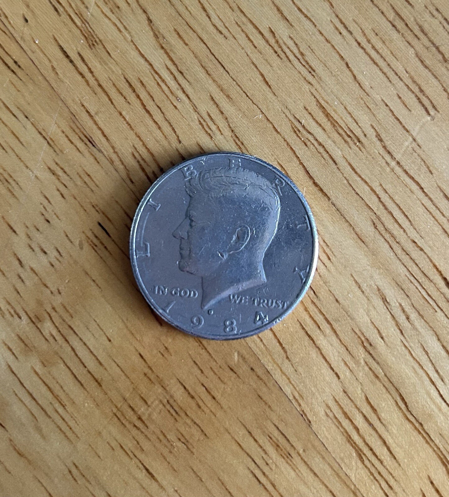 1984 D Kennedy Half Dollar VG-Excellent Condition Ships Free - Mint Error