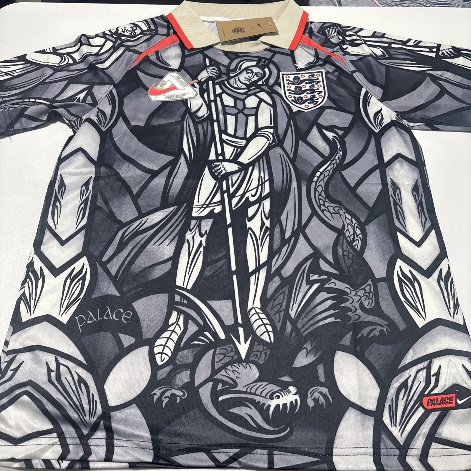 Nike x Palace England Jersey St George Stained Glass Grey Black Mens Medium Nike x Palace England Jersey St George Stained Glass Grey Black Mens Medium