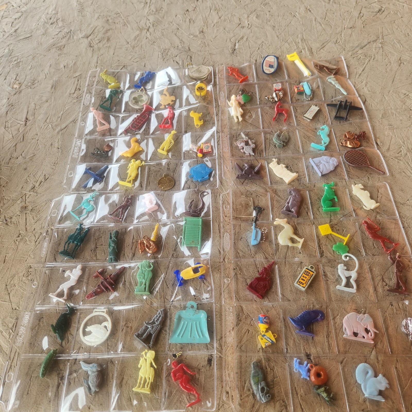 Vintage Lot Gumball Cracker Jack Prize Charms Mixed Plastic Metal Misc Vintage Lot Gumball Cracker Jack Prize Charms Mixed Plastic Metal Misc