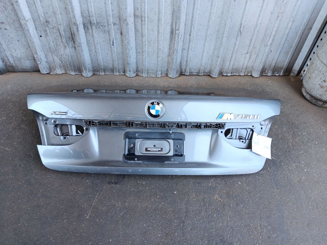 16-19 BMW G11 740i 750i Trunk Lid Deck Lid Hatch Gray 41009481034 