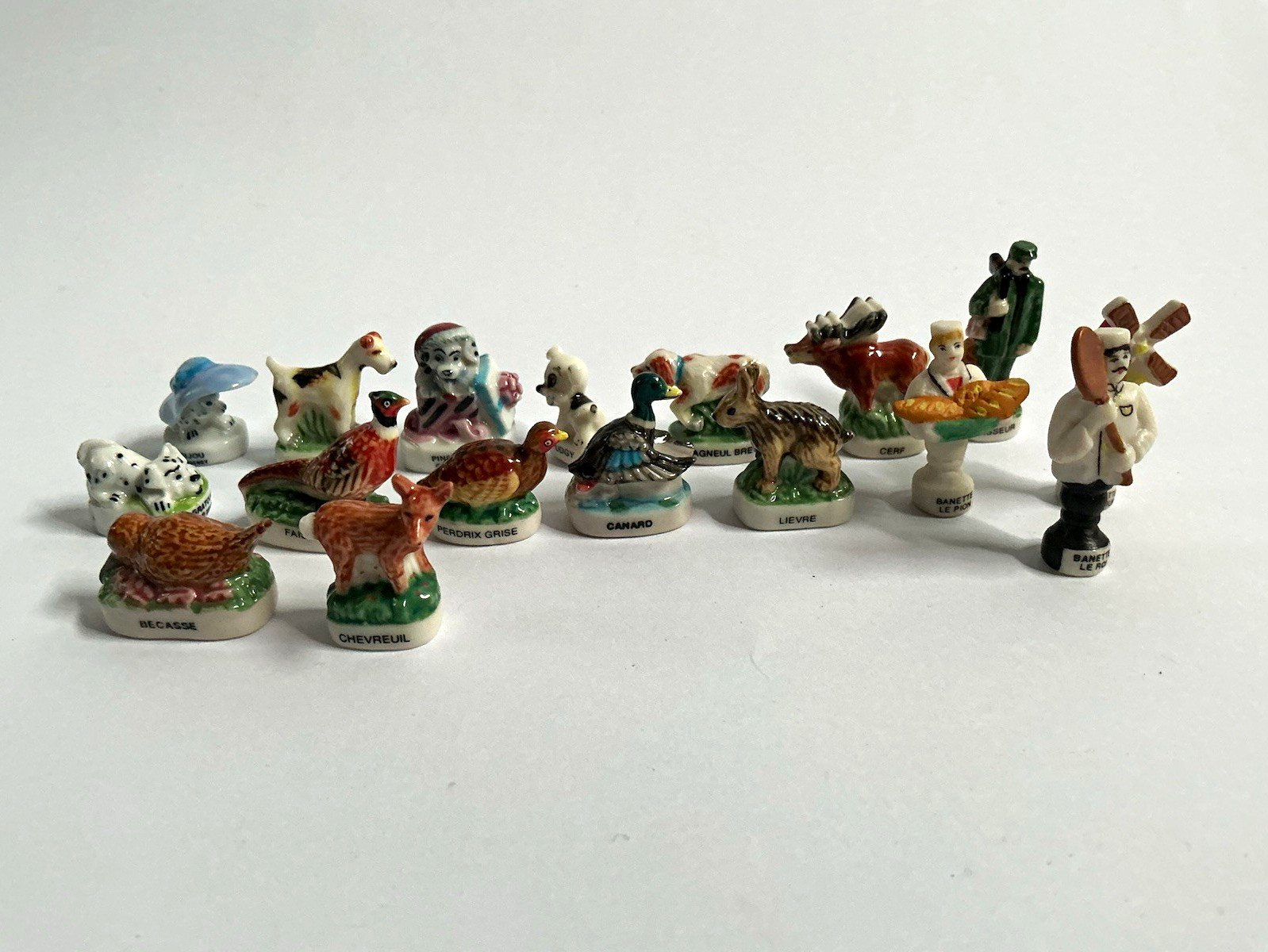 Vintage French Fèves Porcelain Miniatures Lot 16pc Animals La Chasse Mint