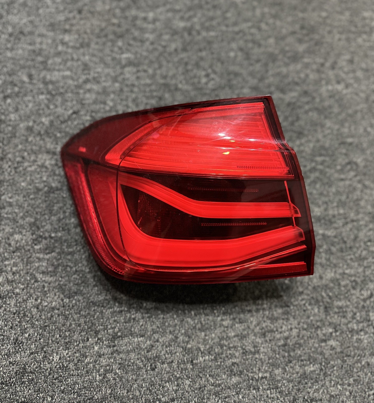 2016-2018 BMW 320i 328i F30 Sedan Driver Left Tail Light OEM LED 2016-2018 BMW 320i 328i F30 Sedan Driver Left Tail Light OEM LED
