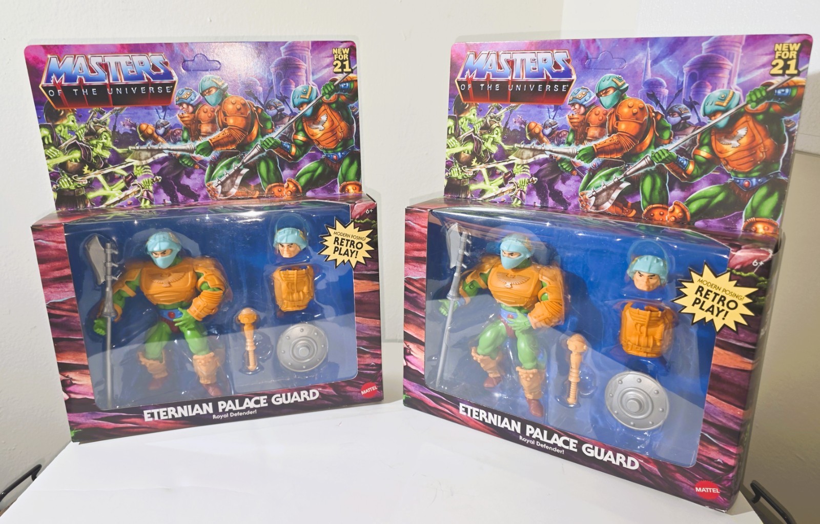 MATTEL MASTERS OF THE UNIVERSE ORIGINS ETERNIAN PALACE GUARD DELUXE LOT OF 2 NIB MATTEL MASTERS OF THE UNIVERSE ORIGINS ETERNIAN PALACE GUARD DELUXE LOT OF 2 NIB