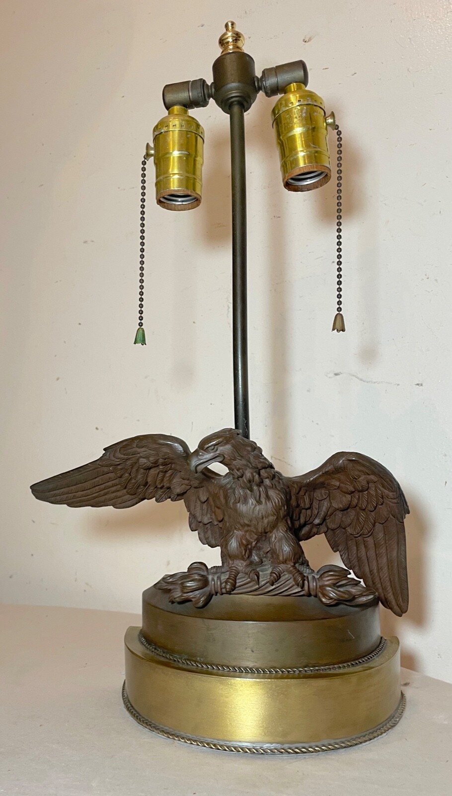 antique patinated solid bronze american bald eagle electric table lamp statue