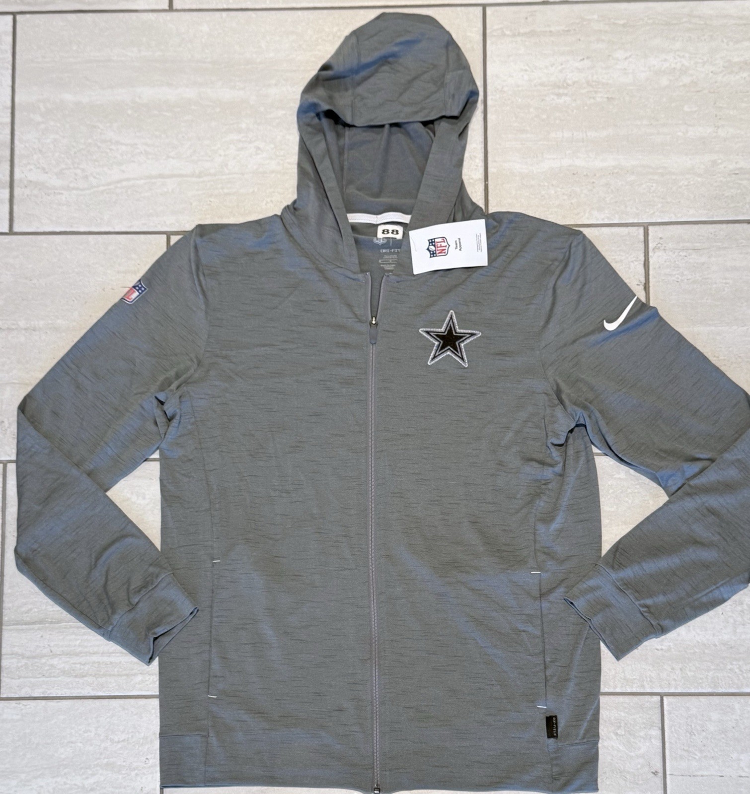 NWT Nike Dallas Cowboys NFL Sideline Player Issue Lightweight Full-Zip Hoodie.