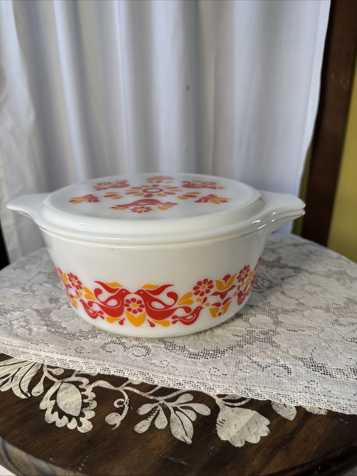 Vintage Pyrex Friendship 475-B 2.5 Qt Casserole with Lid Red Orange Birds “1970” Vintage Pyrex Friendship 475-B 2.5 Qt Casserole with Lid Red Orange Birds “1970”
