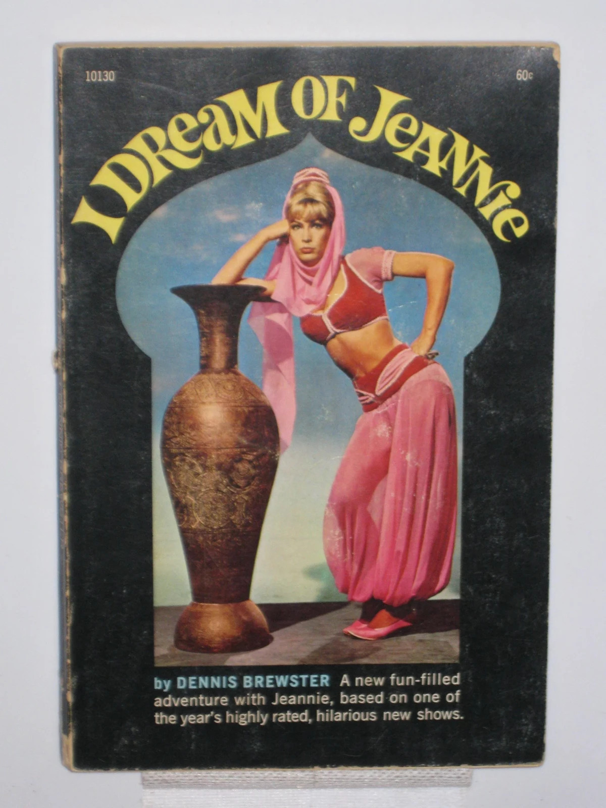 SCARCE 1966 I Dream of Jeannie Digest Sized pb book BARBARA EDEN Brewster VG-