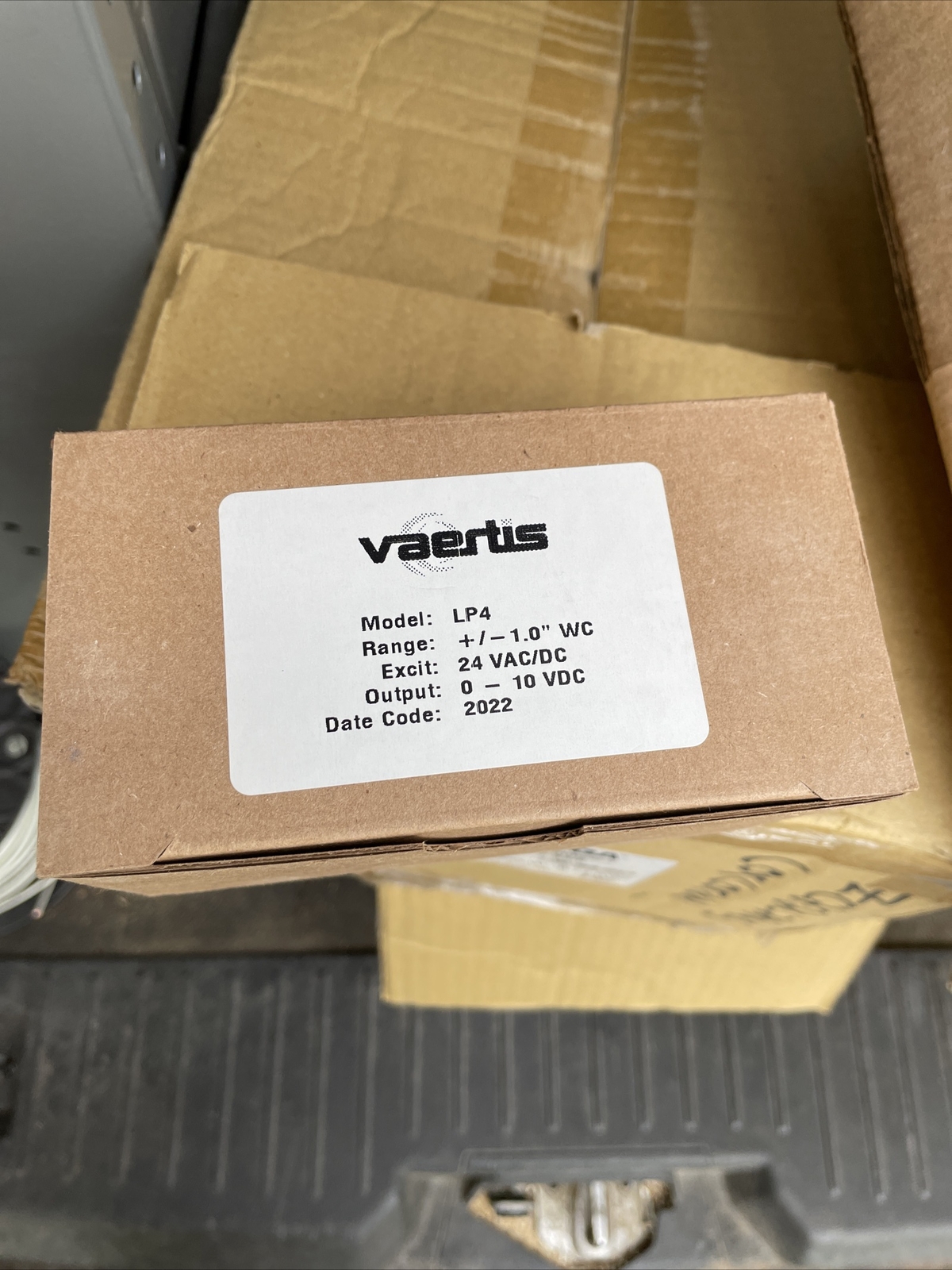 Vaertis LP4 Dry Pressure Transducer, 24vac/dc, 0-10vdc Signal, +\- 0-1” Range Vaertis LP4 Dry Pressure Transducer, 24vac/dc, 0-10vdc Signal, +\- 0-1” Range