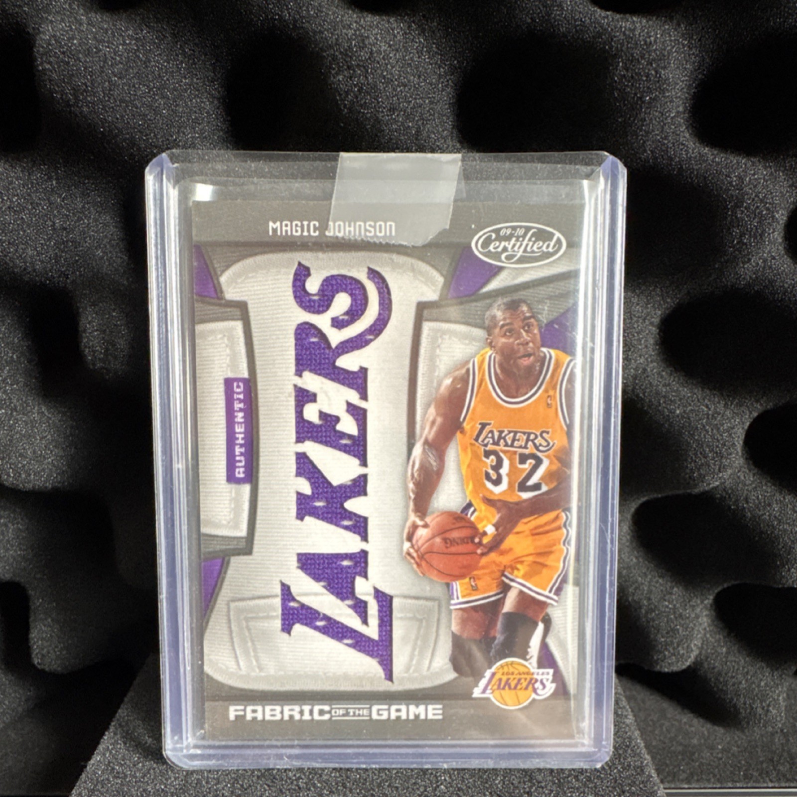 Panini 2009-10 Certified Fabric of the Game Magic Johnson Memorabilia 11/25 Panini 2009-10 Certified Fabric of the Game Magic Johnson Memorabilia 11/25