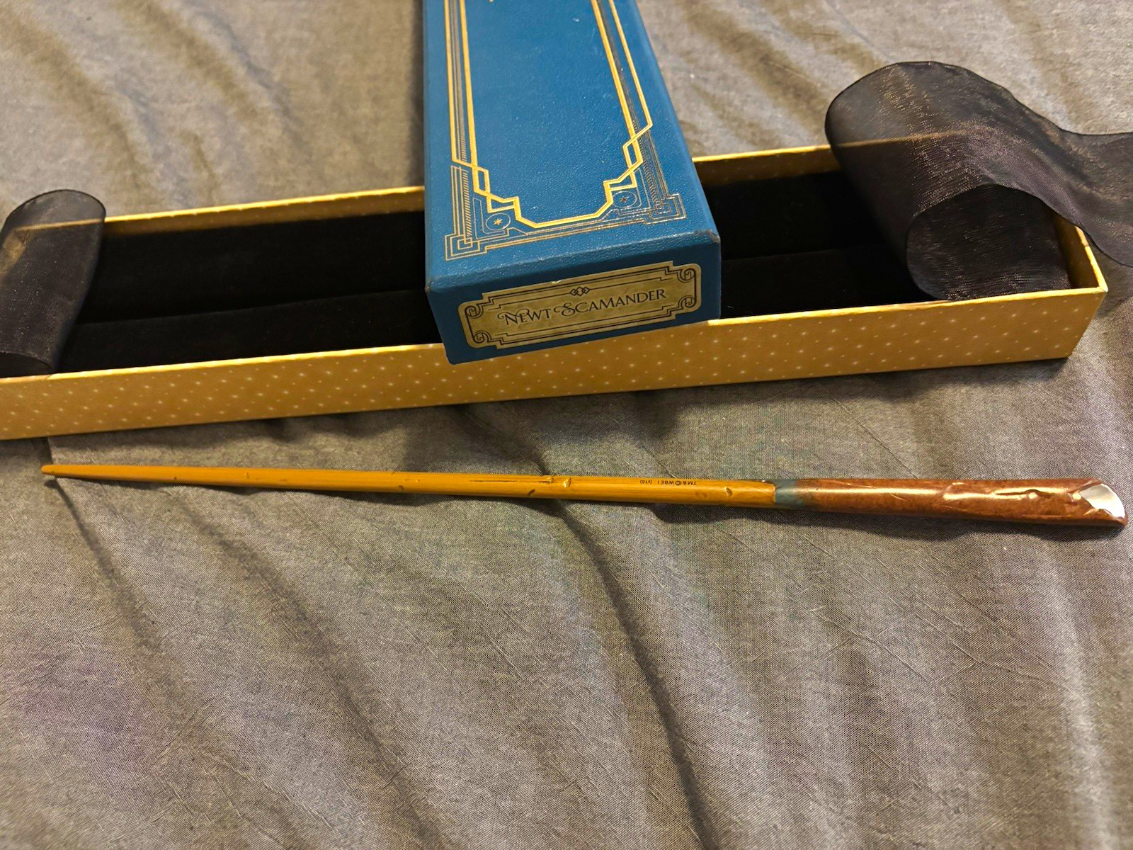 Fantastic Beasts Newt Scamander Collectible Magic Wand with Box Fantastic Beasts Newt Scamander Collectible Magic Wand with Box