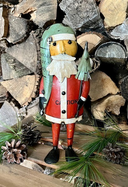 NEW PRIMITIVE SANTA CLAUS FATHER CHRISTMAS FIGURE RECYCLED METAL 10.5\
