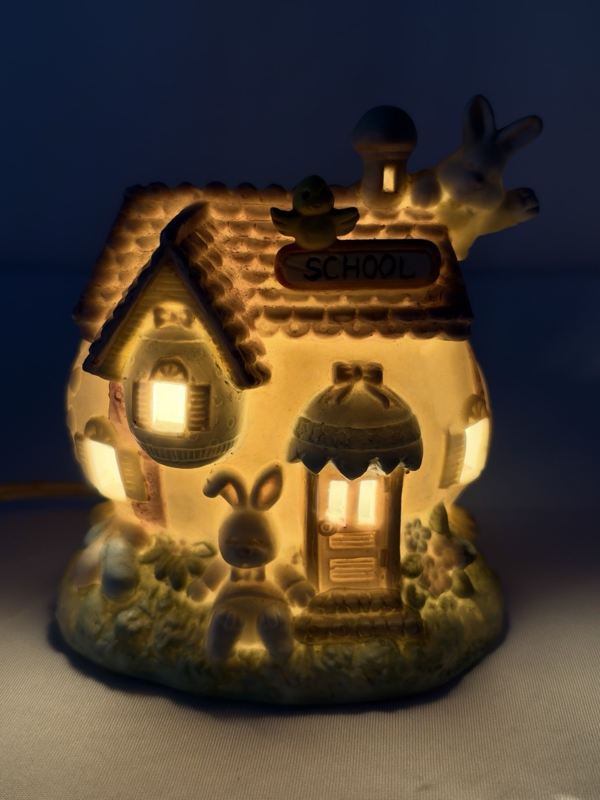 Vintage Ceramic Easter Egg School House Night Light Novelty Display Bunny Chick Vintage Ceramic Easter Egg School House Night Light Novelty Display Bunny Chick
