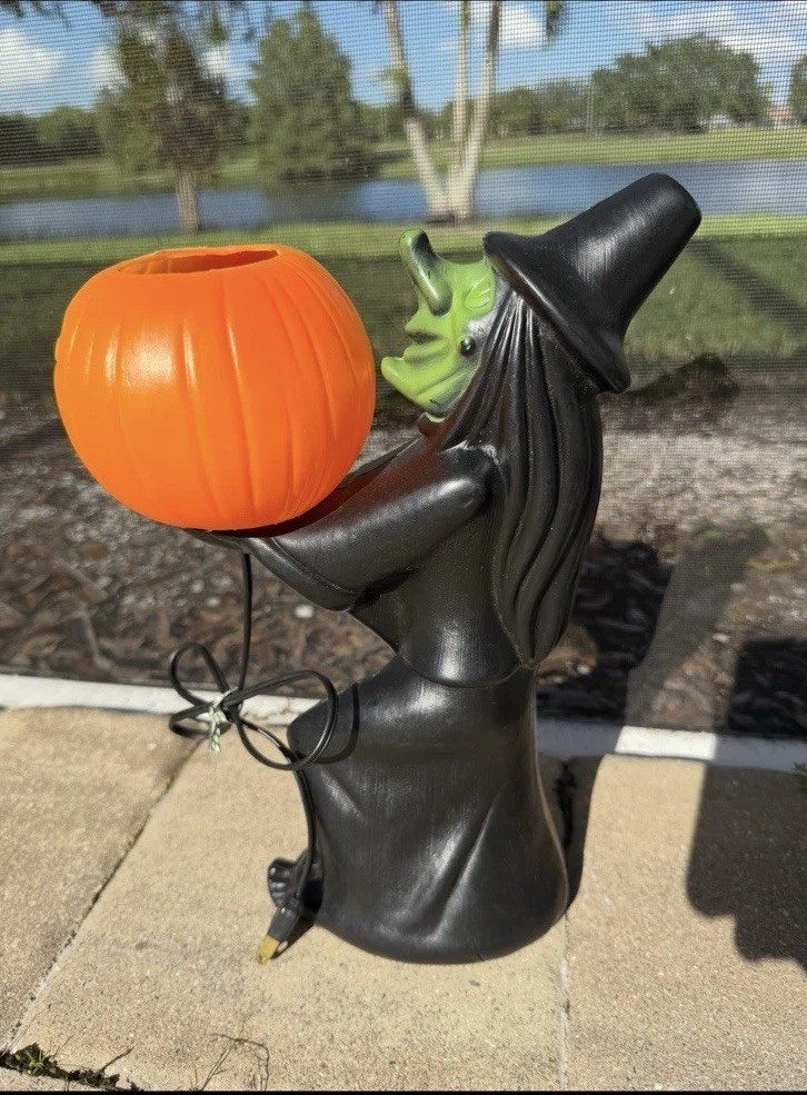 TICO VINTAGE 1960s BLACK WITCH - GREEN FACE HALLOWEEN BLOWMOLD ***HTF***