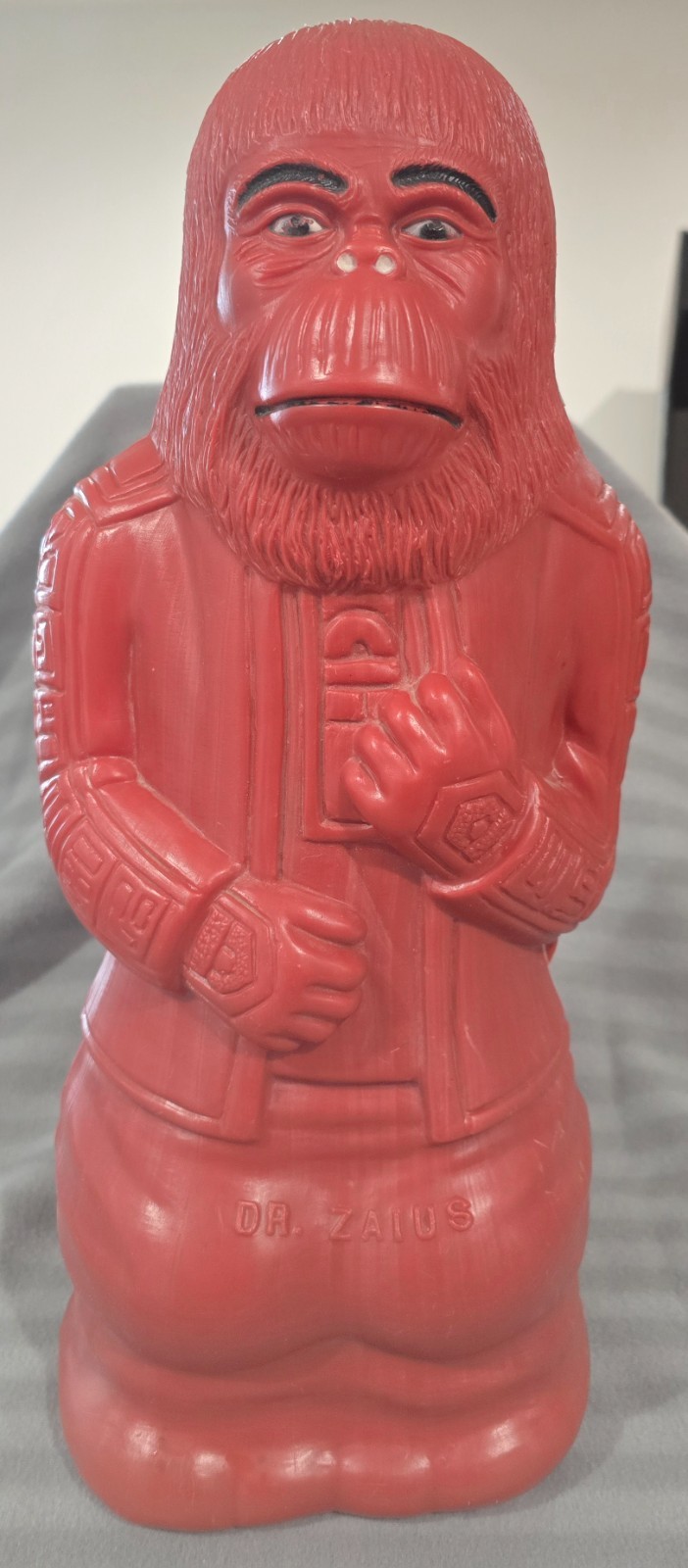 Vintage Planet Of The Apes Dr. Zaius Reno Mold Plastic Bank 17.5 Inches Vintage Planet Of The Apes Dr. Zaius Reno Mold Plastic Bank 17.5 Inches