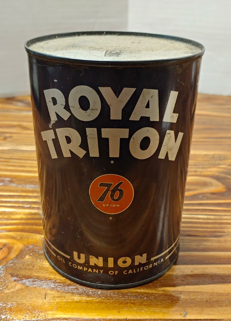 Union 76 Vintage Royal Triton Motor Oil Advertising Can - Gas & Oil Theme Union 76 Vintage Royal Triton Motor Oil Advertising Can - Gas & Oil Theme