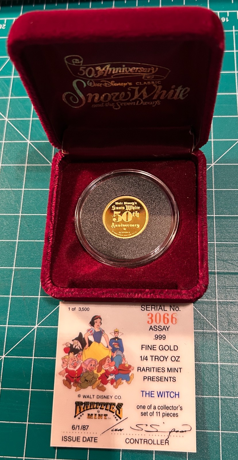 1987 Official Disney Gold 1/4 oz. The Witch of Snow White Series