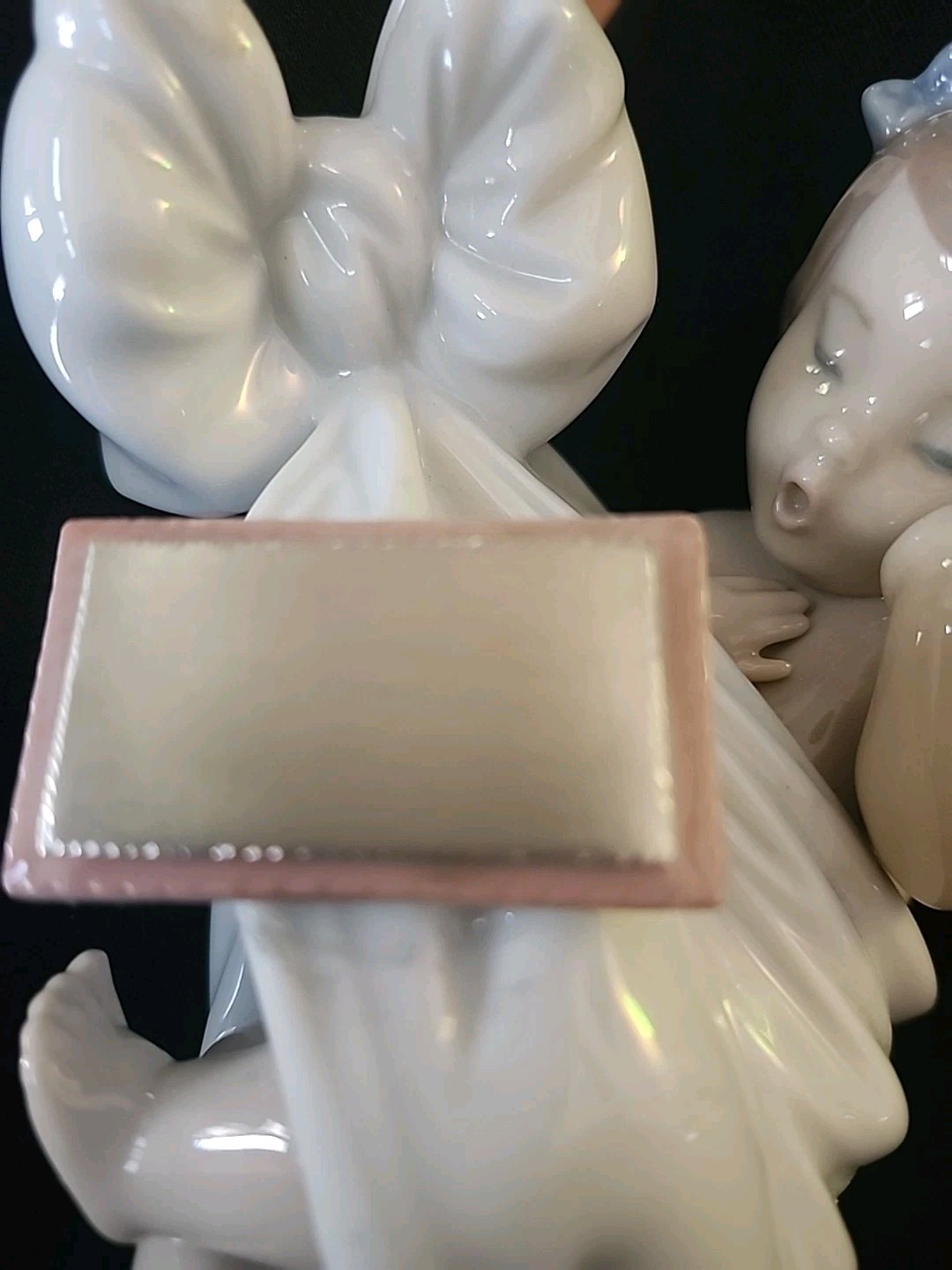 LLADRO Retired Baby Girl HEAVEN'S GIFT WITH CARD See Details (663)