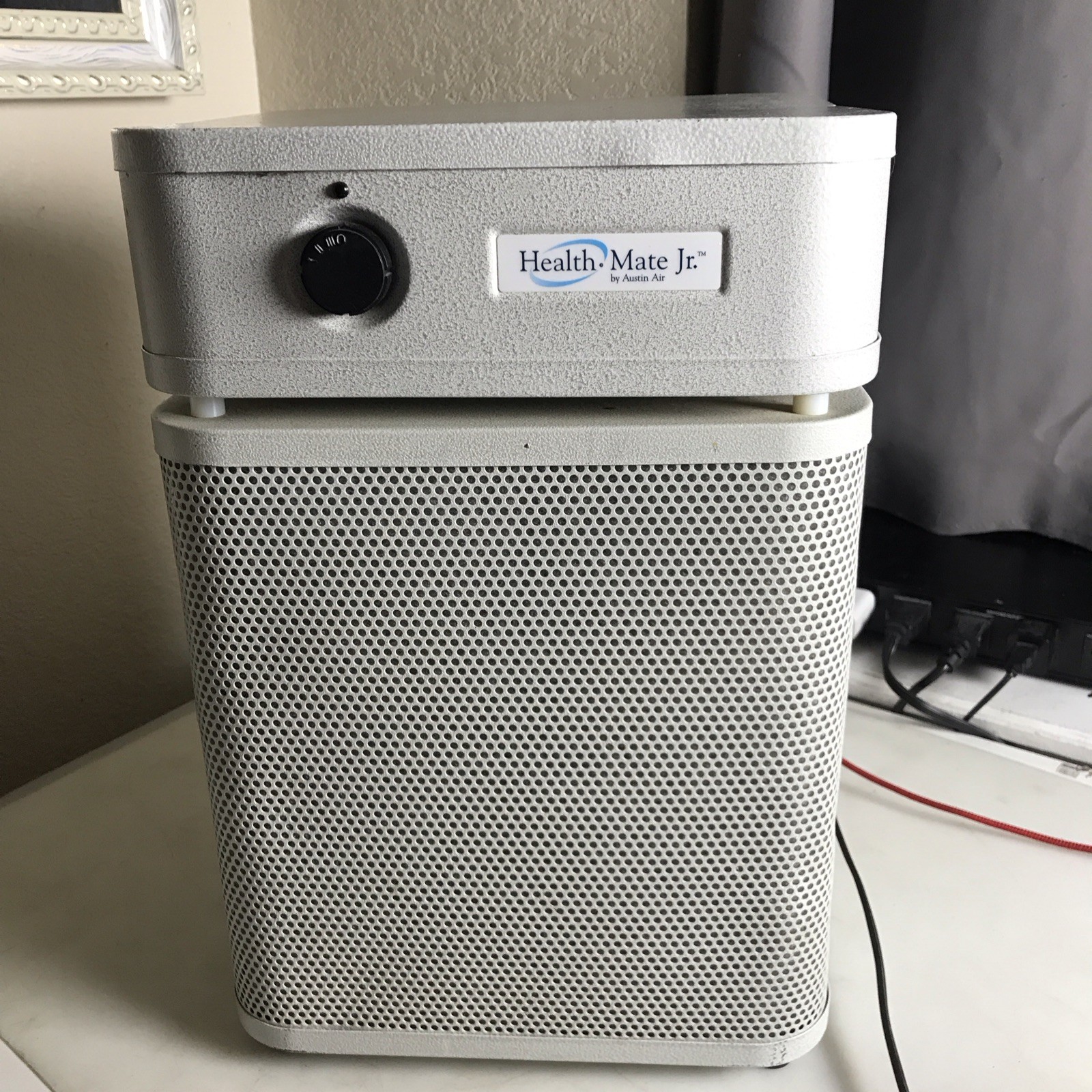 Austin Air HealthMate Jr HM200 Medical Grade HEPA Air Purifier Tested Working