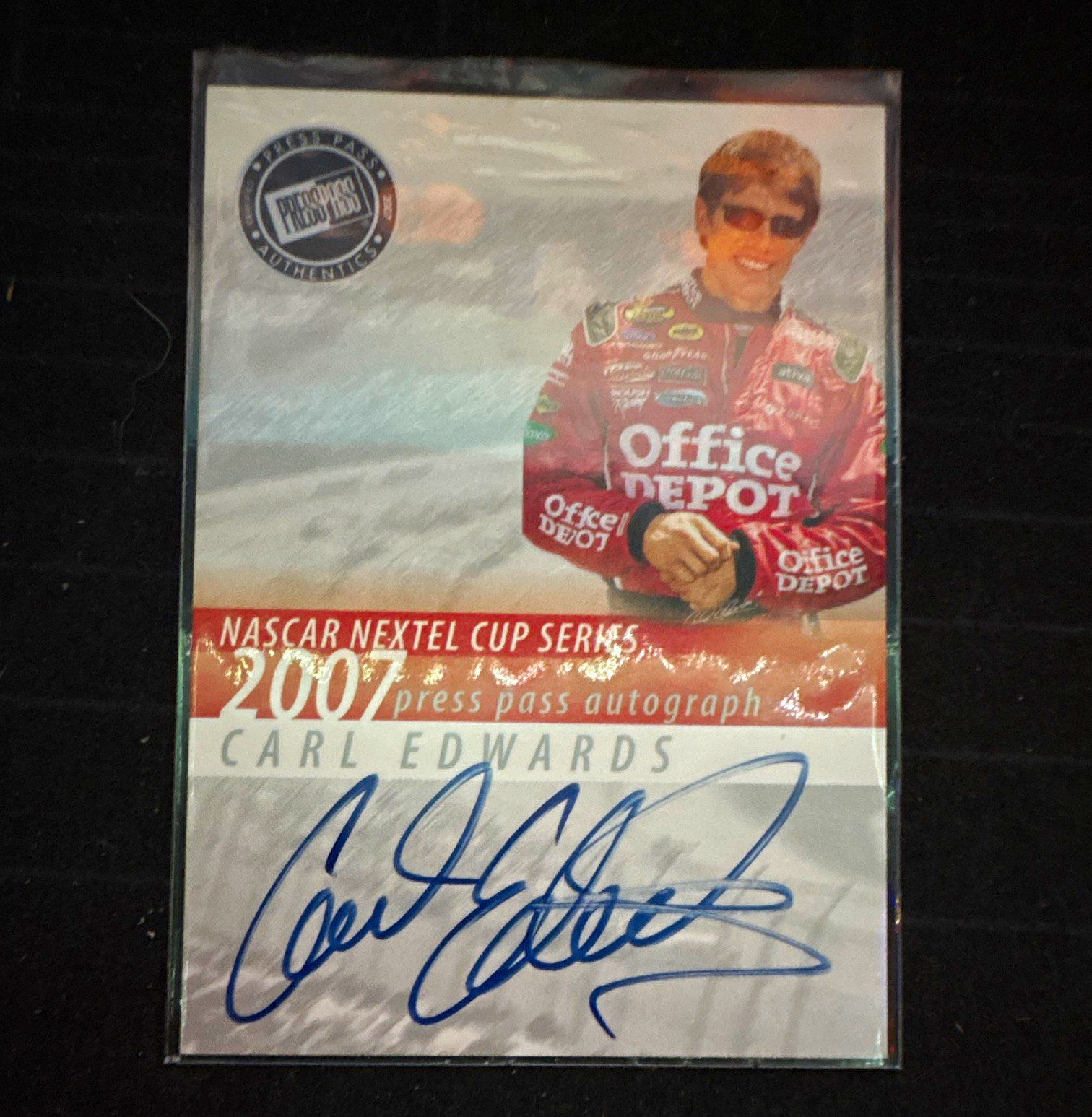 Press Pass 2007 Autographs Carl Edwards NASCAR Signed Autograph Insert Card Press Pass 2007 Autographs Carl Edwards NASCAR Signed Autograph Insert Card
