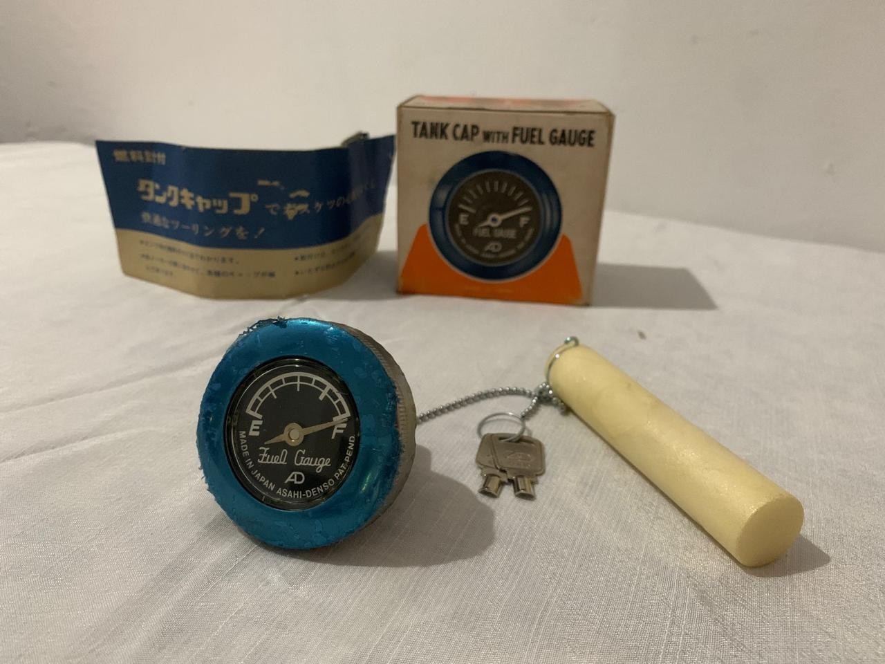 ASAHI DENSO FUEL CAP WITH GAUGE ( MADE IN JAPAN ) NOS VINTAGE 