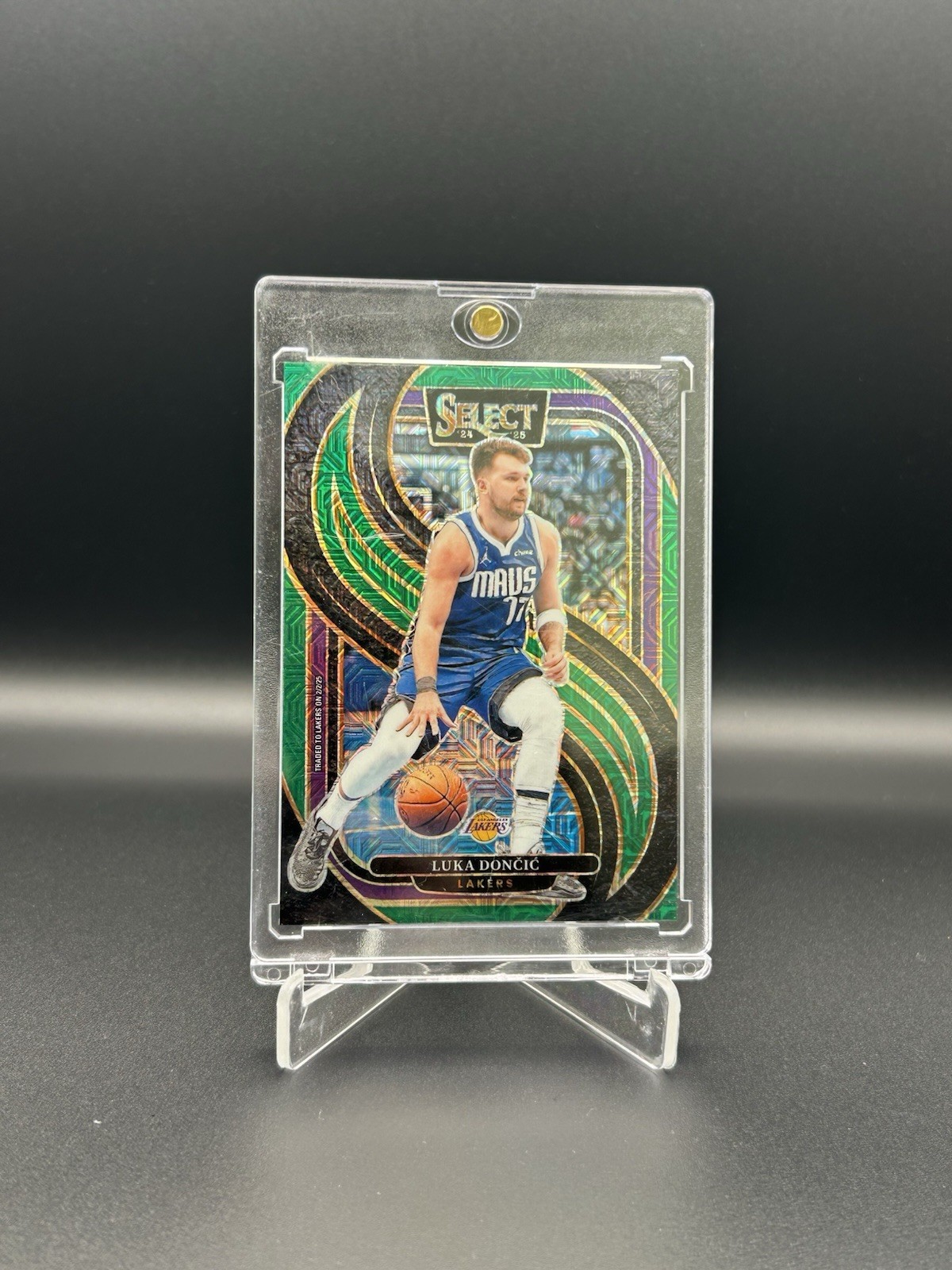2024-25 Panini Select - Premier Level Luka Dončić #141 Green Mojo Prizm 2024-25 Panini Select - Premier Level Luka Dončić #141 Green Mojo Prizm