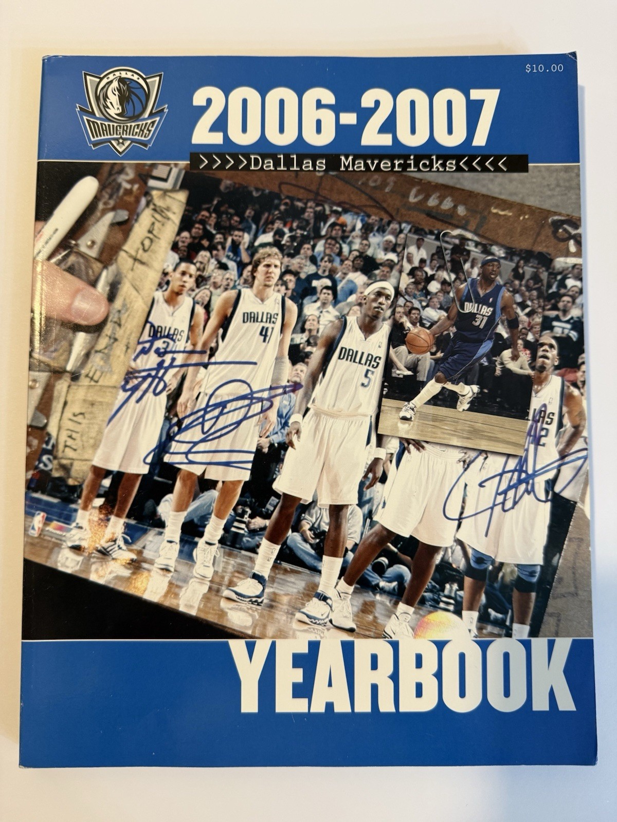 Rare 2006-2007 Dallas Mavericks Official NBA Yearbook - Dirk Nowitzki MVP Season Rare 2006-2007 Dallas Mavericks Official NBA Yearbook - Dirk Nowitzki MVP Season