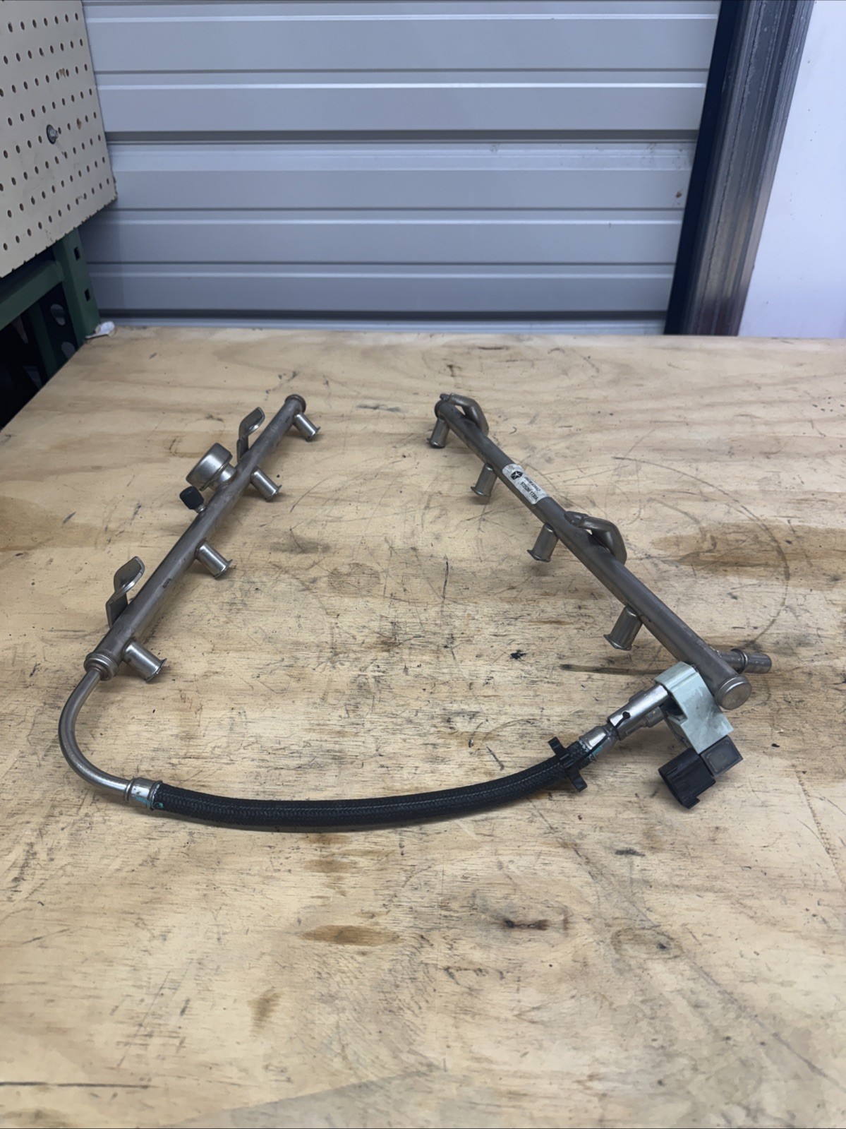 ✅ OEM Dodge Hellcat Fuel Rails Charger Challenger Mopar ✅ OEM Dodge Hellcat Fuel Rails Charger Challenger Mopar