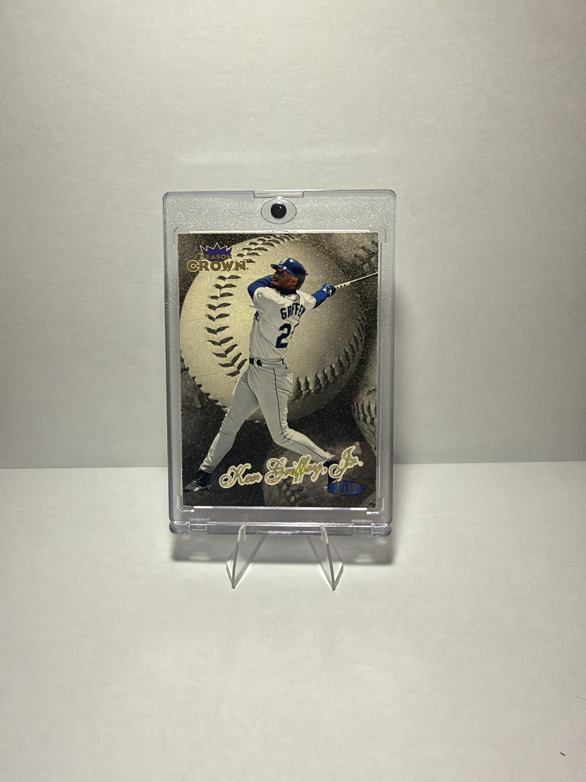 1998 Fleer Ultra - Season Crown Ken Griffey Jr #215G Gold Medallion Edition 1998 Fleer Ultra - Season Crown Ken Griffey Jr #215G Gold Medallion Edition
