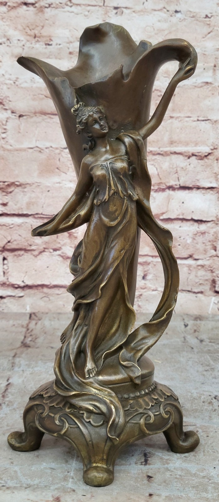 Hand Made Bronze Sculpture Gorgeous Detailed Vase French Original Figurine