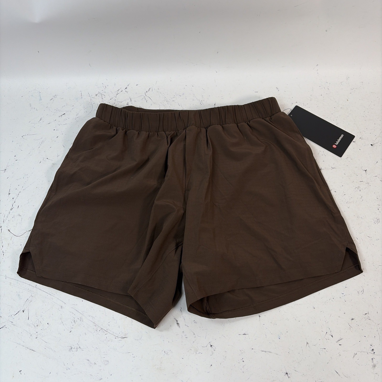 Lululemon Mile Maker Ripstop Shorts, 6\ Lululemon Mile Maker Ripstop Shorts, 6\
