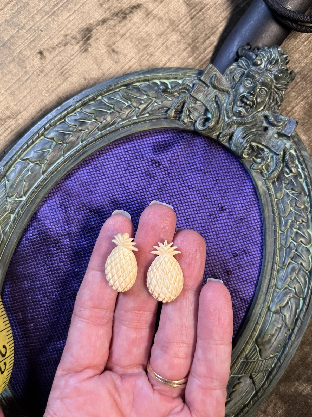 Vintage Carved Pineapples Hinged Screw Back Earrings Vintage Carved Pineapples Hinged Screw Back Earrings