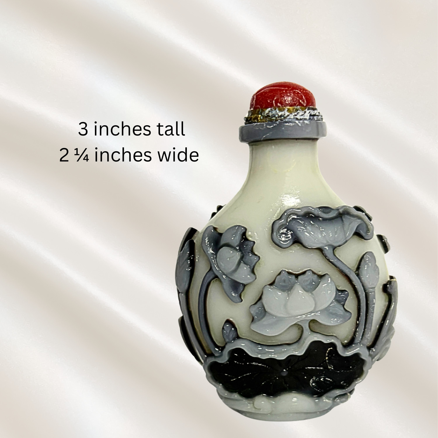 Chinese Carved Peking Glass Snuff Bottle Lotus Pond Cameo Miniature Antique