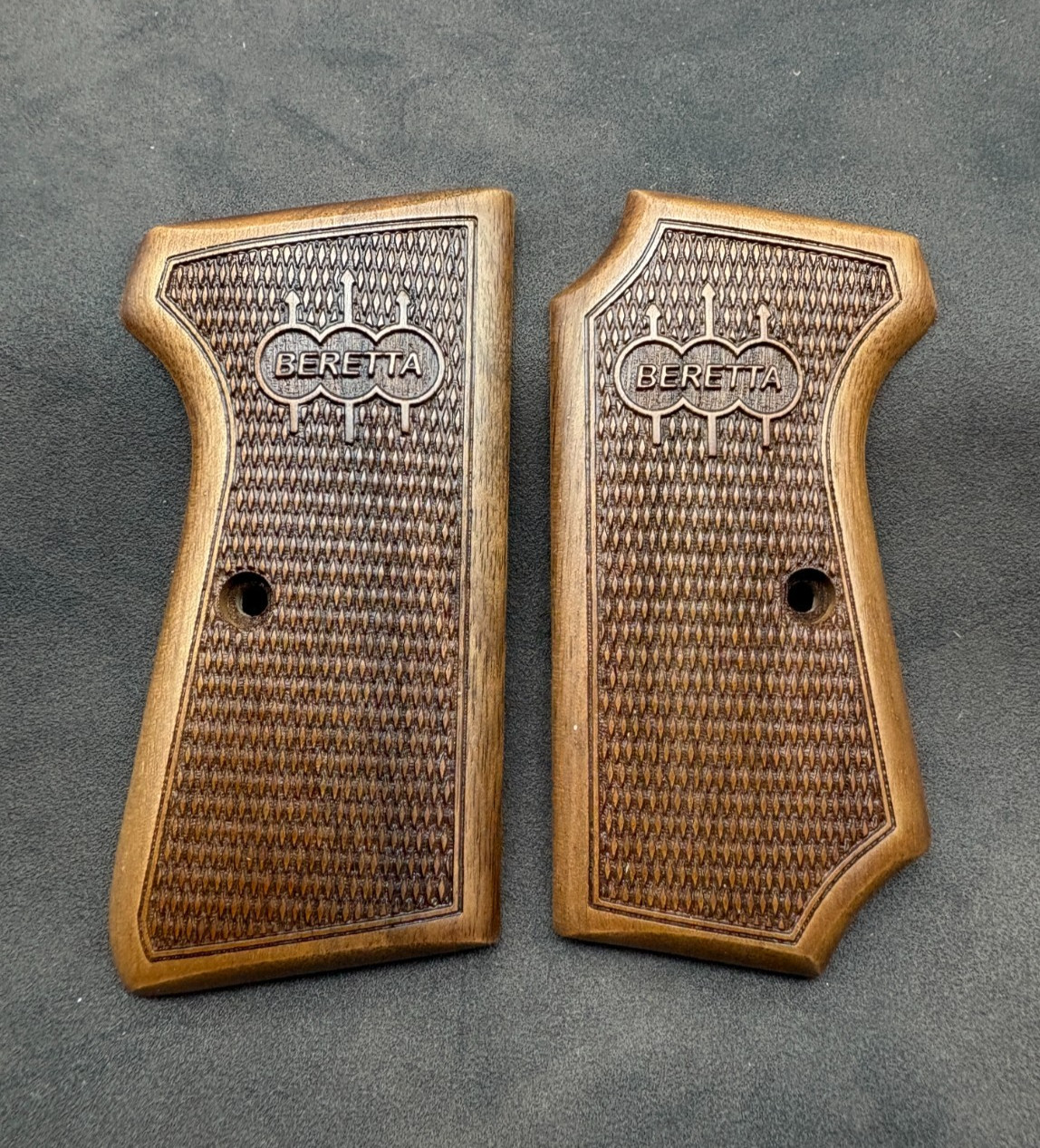 Beretta Model 1934 & 1935 Walnut Wood Grips with Safety Cut – Diamond Checkered