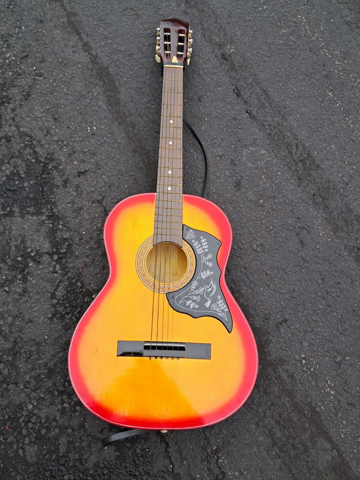 Vintage 6 String Accoustic Guitar