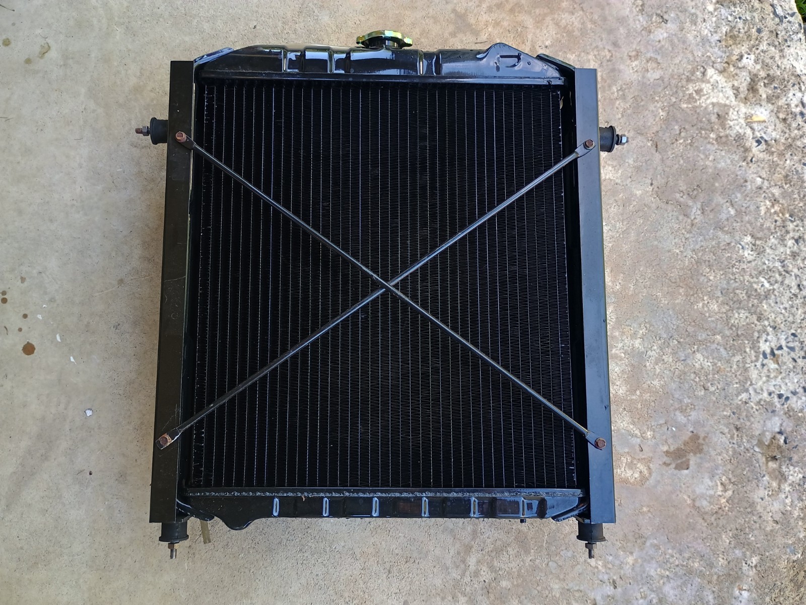 Radiator 9-89214015-0 for Isuzu Engine 4JG1 Tokyo Radiator Radiator 9-89214015-0 for Isuzu Engine 4JG1 Tokyo Radiator